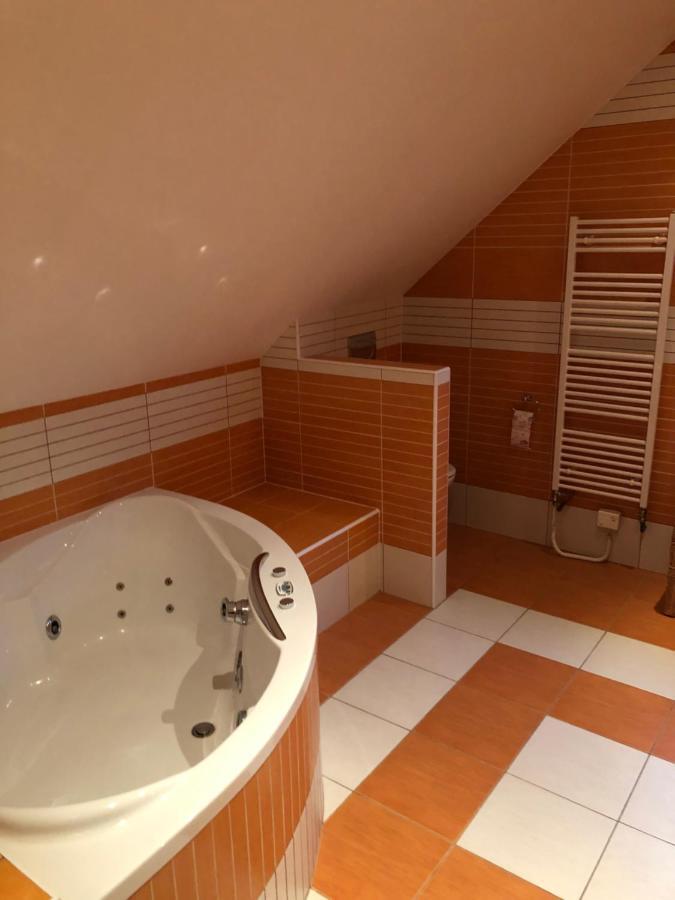 Apartments In Villa Teplice Ngoại thất bức ảnh